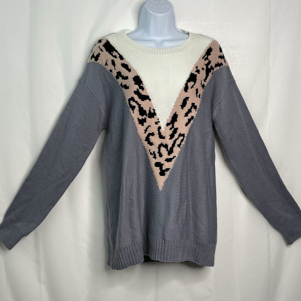 Womens Sweater V Leopard Animal Print Grey Pink Large Tunic Soft Tribal Mob Wife